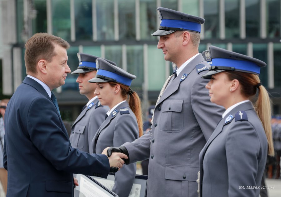 St Sier Adama Florczak W Warszawie Odebra Statuetk Laureata