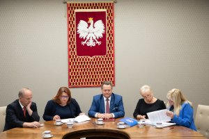 spotkanie dotyczące podpisania porozumienia