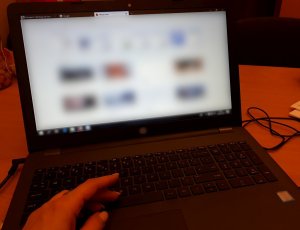 Robiąc zakupy przez Internet uważaj na oszustów