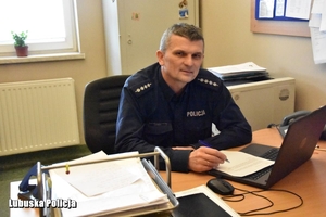 Policjant w czasie wolnym od służby ustalił włamywacza i odzyskał skradziony rower