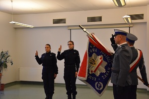 ślubowanie nowych policjantek