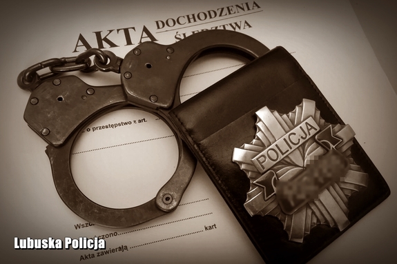 Sprawca kradzieży rozbójniczej zatrzymany przez policjantów