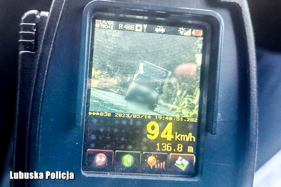 Przekroczył prędkość o 54 km/h – nieodpowiedzialny kierowca stracił prawo jazdy