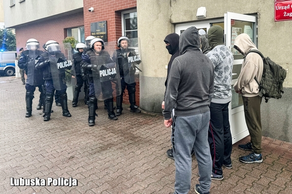 Szybka i skuteczna reakcja w sytuacjach kryzysowych — wspólne ćwiczenia służb